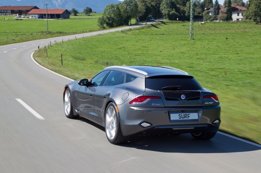  Fisker Karma Surf Concept 2011 года  (фото 12 из 47)